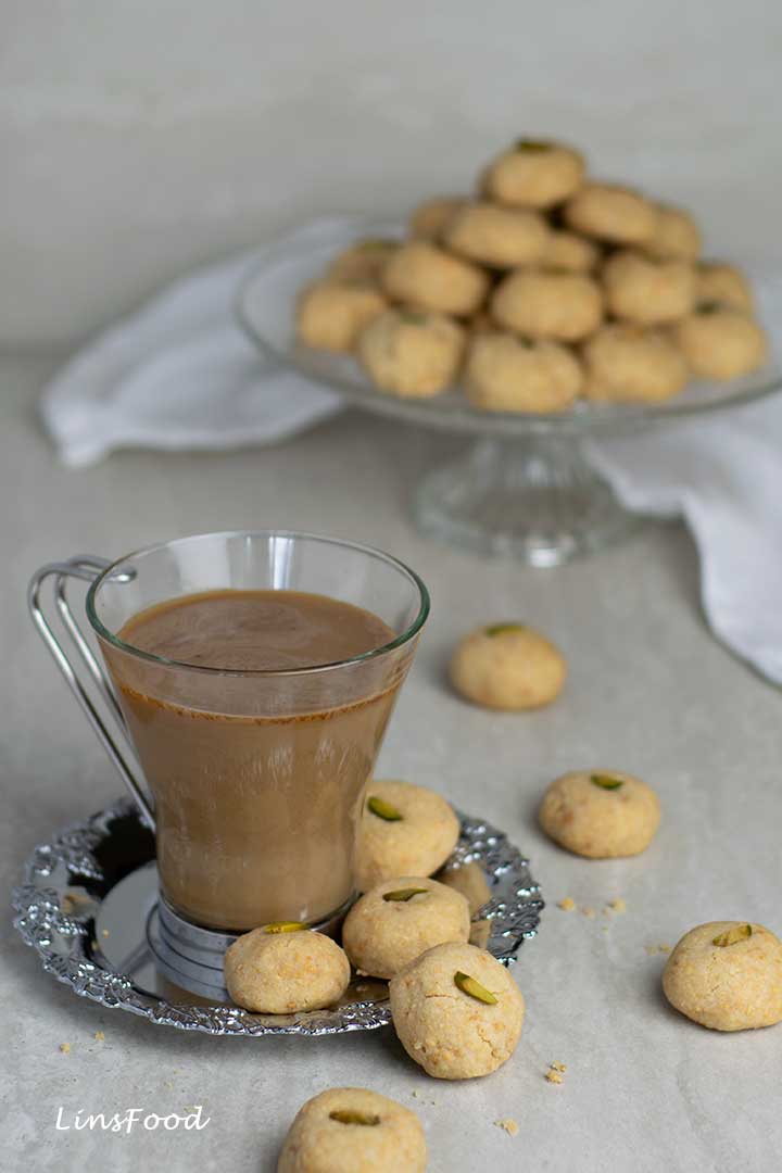 Biskut Kacang with coffee